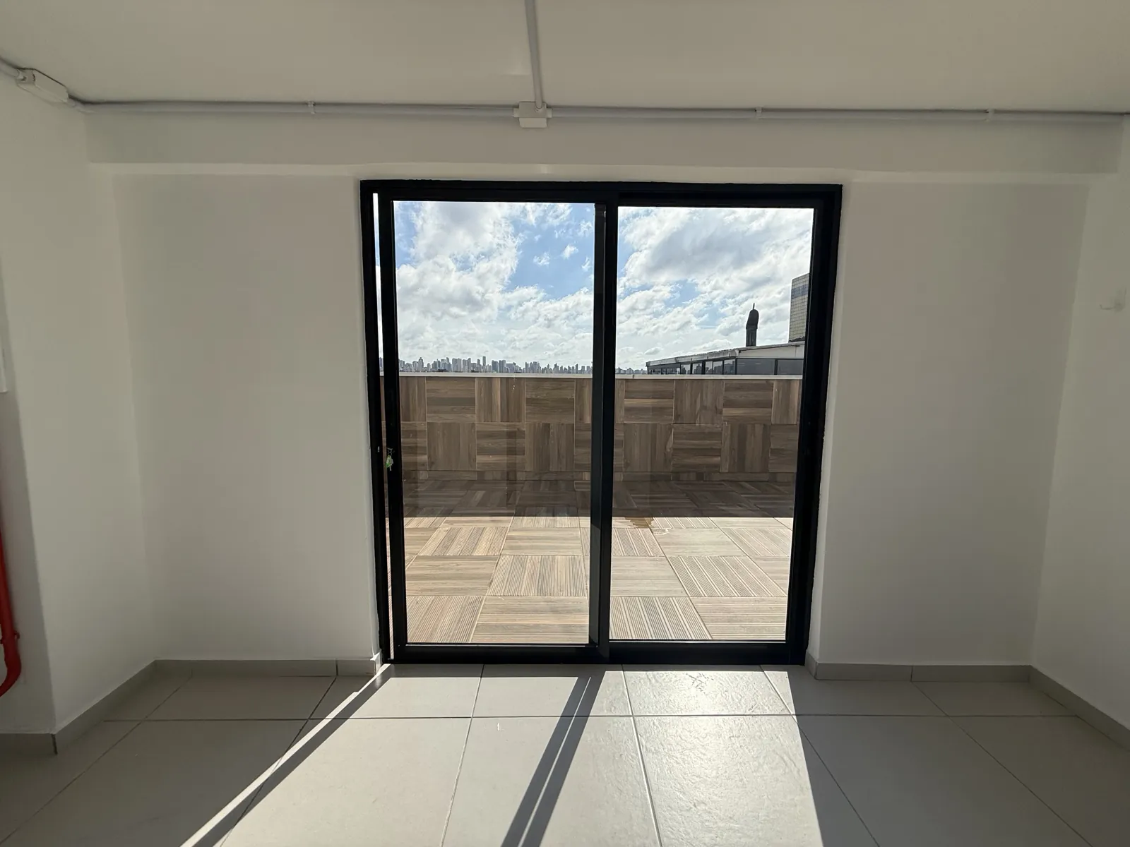 Cobertura — acesso ao terraço