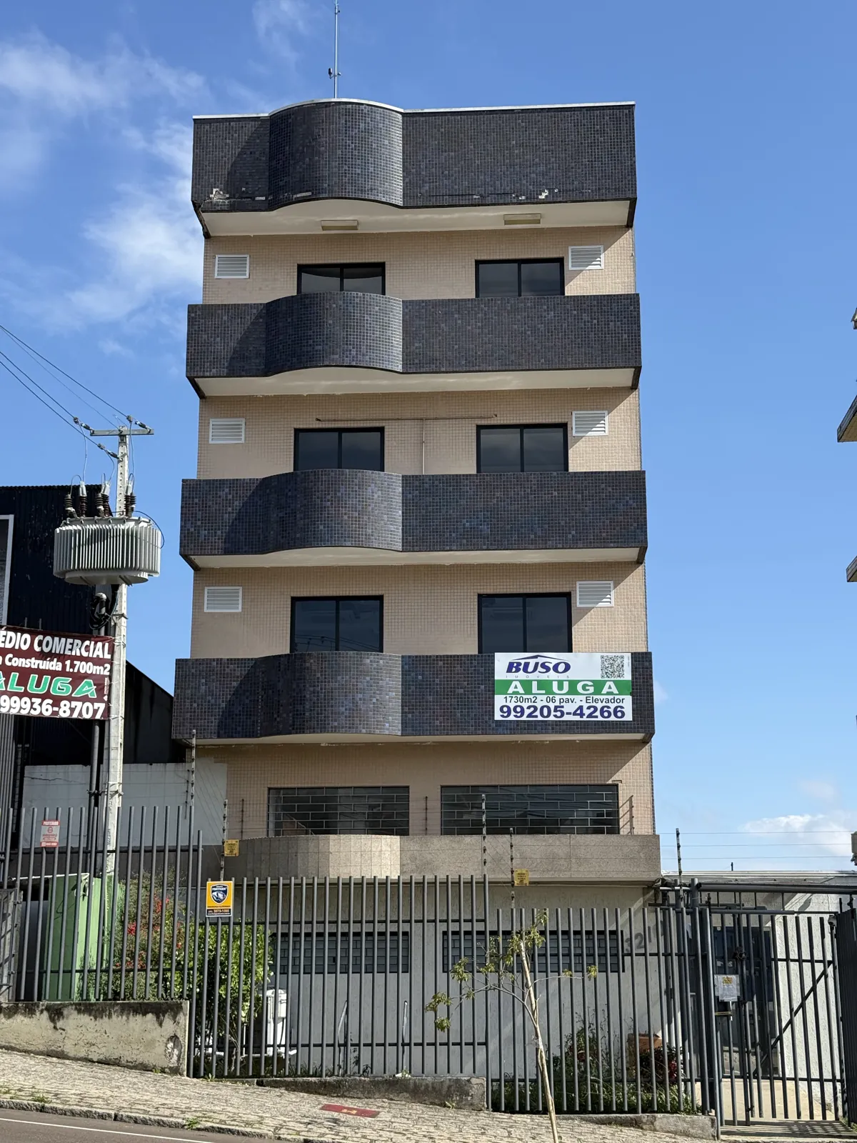 Fachada — Rua Desembargador Westphalen